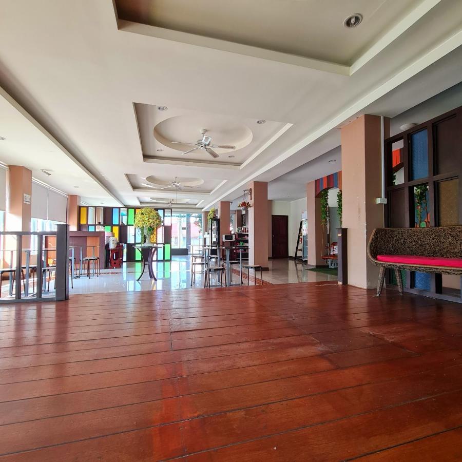 Le' Luxe Residence Udonthani Kültér fotó