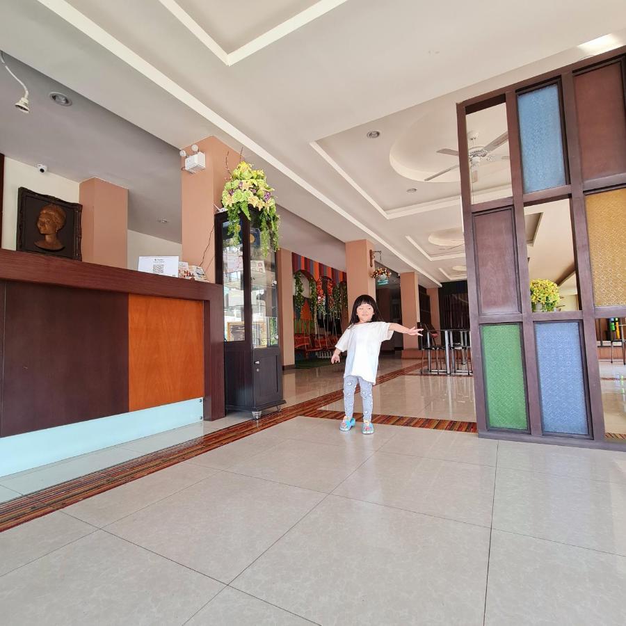 Le' Luxe Residence Udonthani Kültér fotó